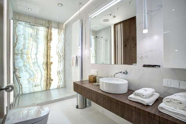 Апартаменты Bathtub View Luxury Apartments in Sky Tower Вроцлав-32